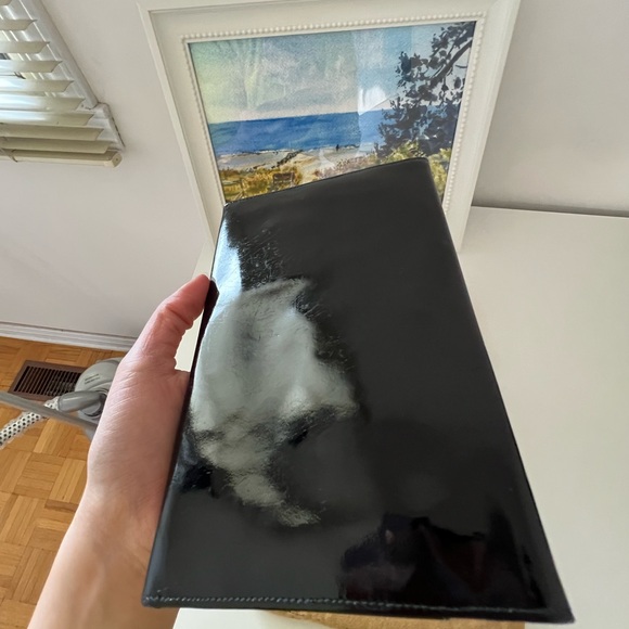 Vintage Celine Paris patent leather clutch. - Picture 8 of 10